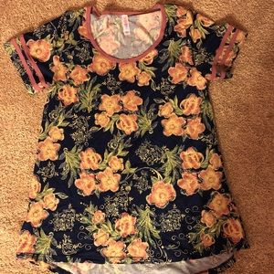 LulaRoe classic size small